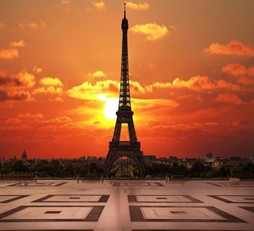 Student Life in Paris: The French Effect on My Growth Abroad Eiffel Tower in Paris at sunset